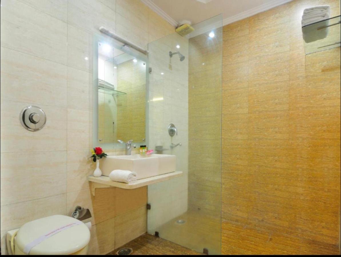 The Aster Karol Bagh Homely Atmosphere นิวเดลี ภายนอก รูปภาพ