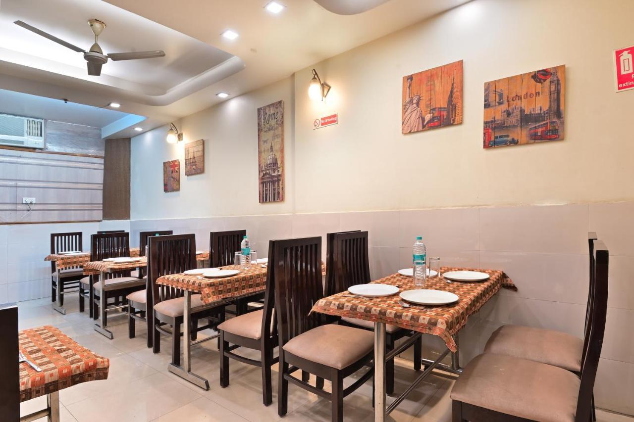 The Aster Karol Bagh Homely Atmosphere นิวเดลี ภายนอก รูปภาพ