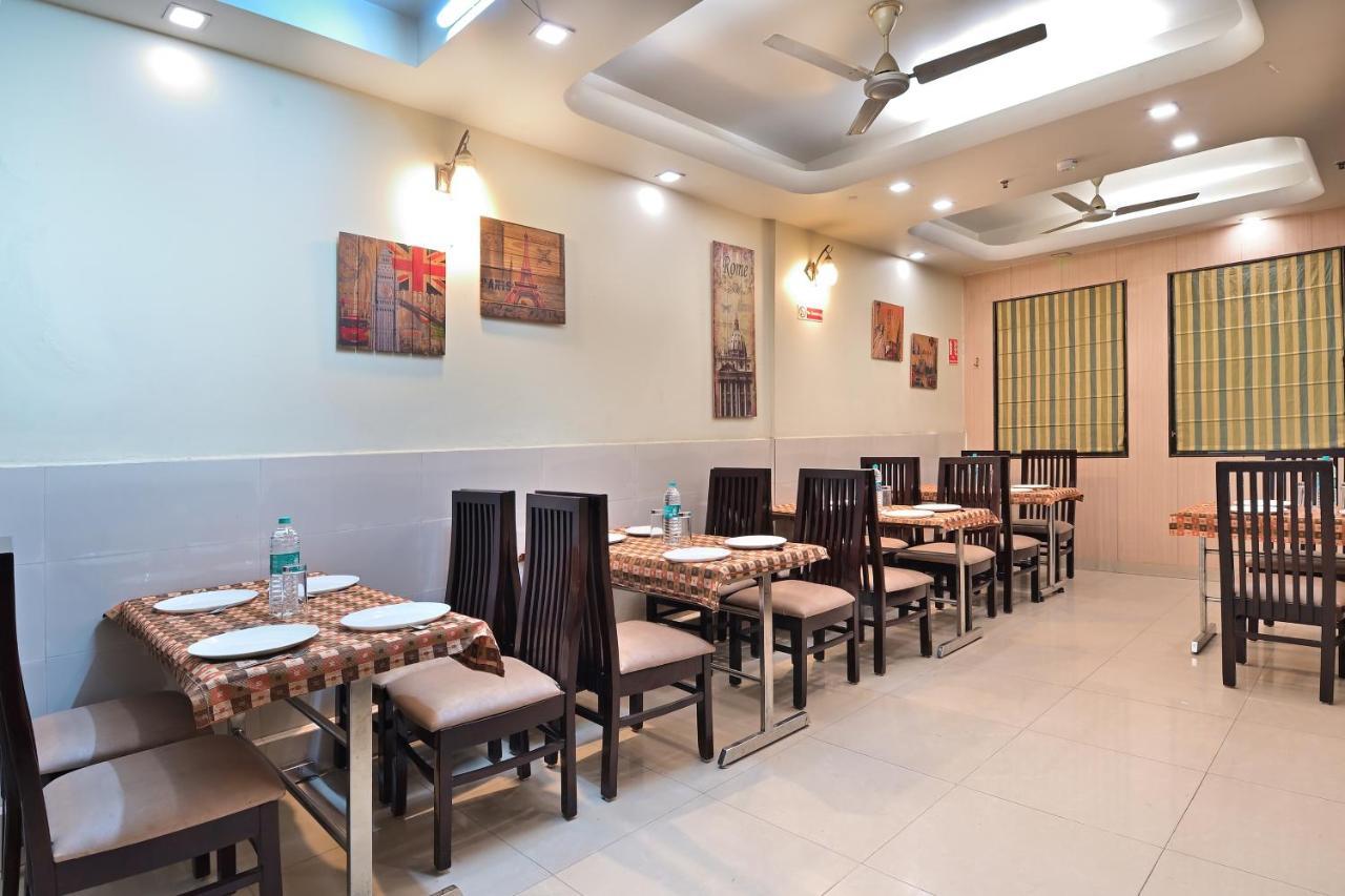 The Aster Karol Bagh Homely Atmosphere นิวเดลี ภายนอก รูปภาพ